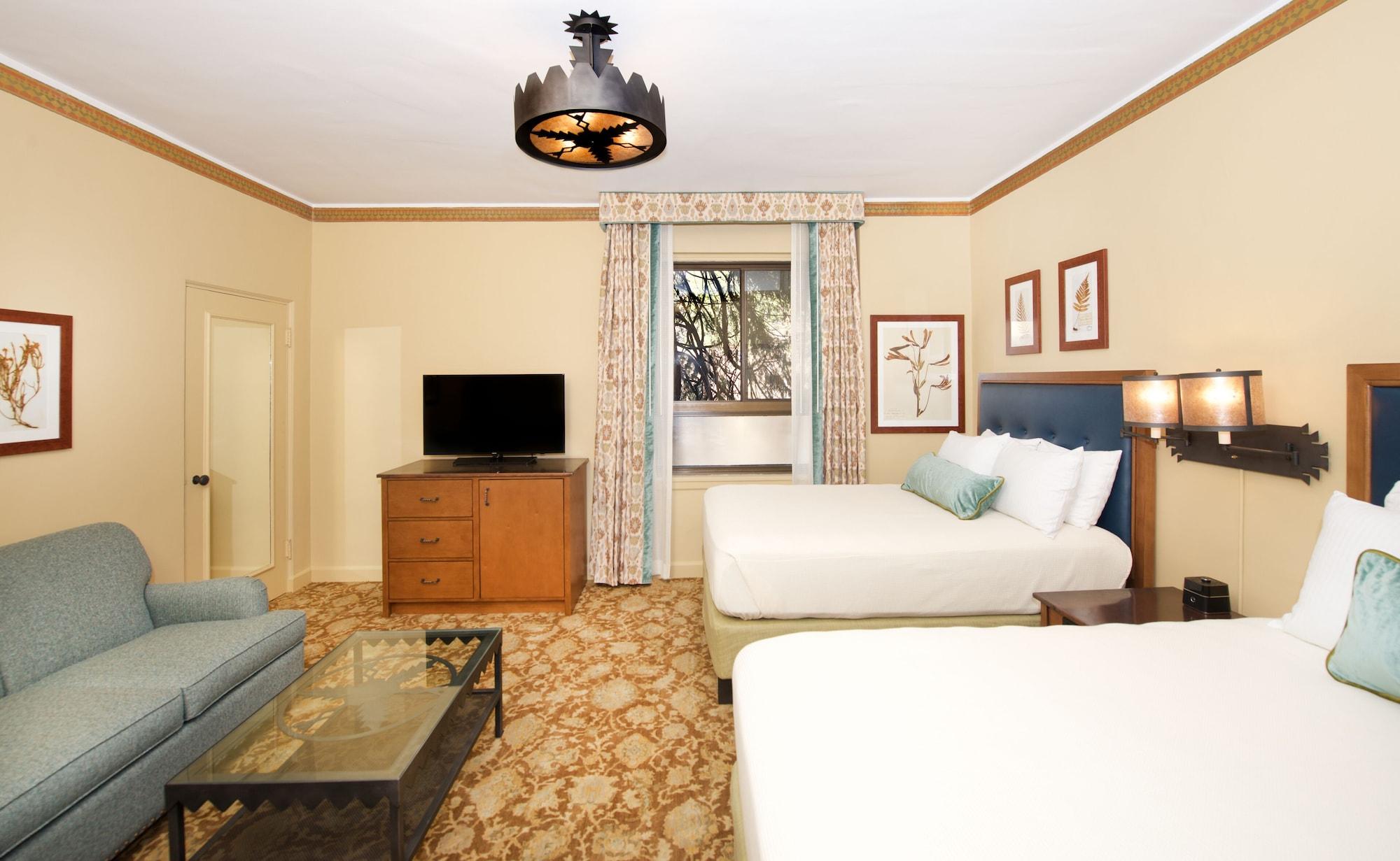 The Ahwahnee Hotel Йосемити Вилидж Екстериор снимка